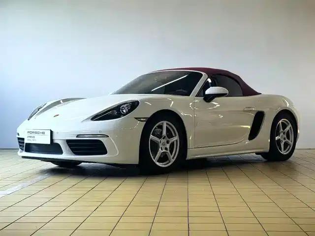 2022 Porsche 718 Boxster 2.0T