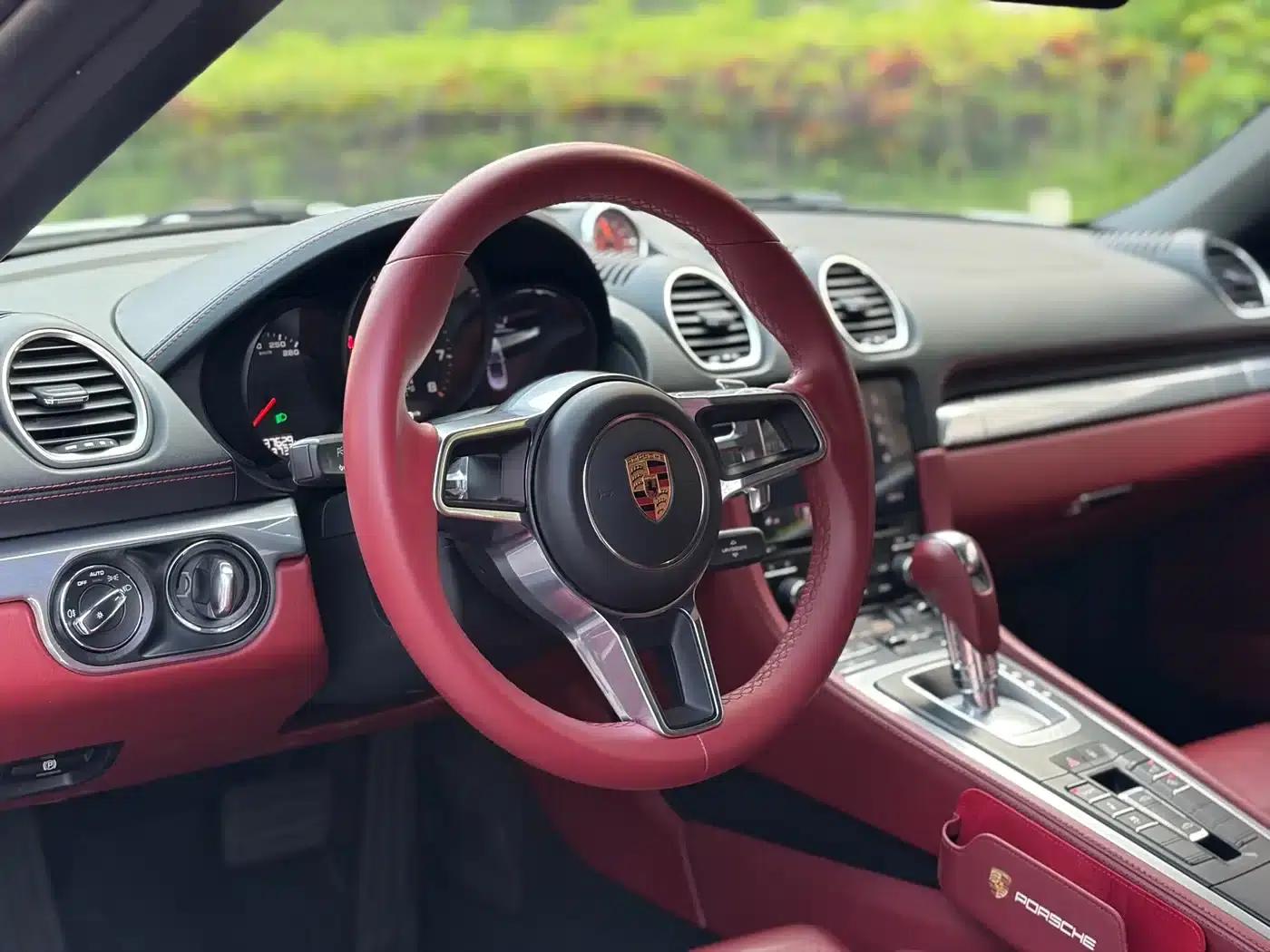 2018 Porsche 718 Boxster 2.0T — миниатюра 6
