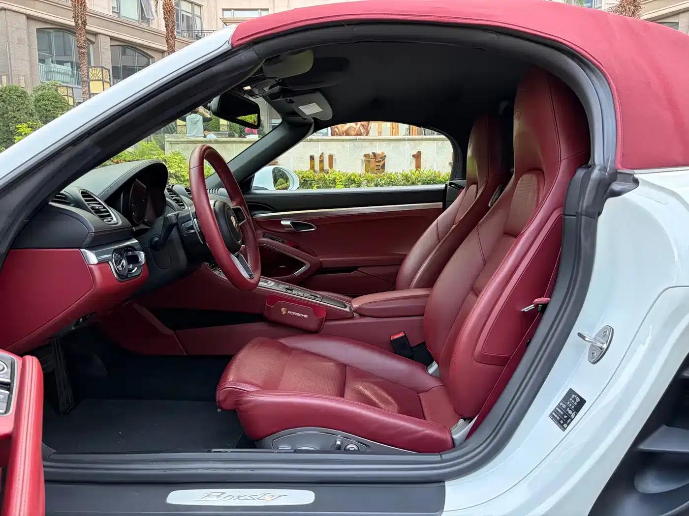 2018 Porsche 718 Boxster 2.0T — миниатюра 7