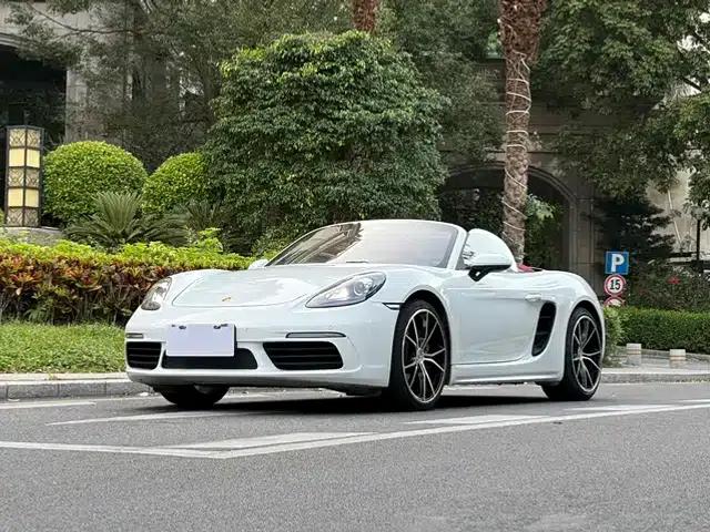 2018 Porsche 718 Boxster 2.0T