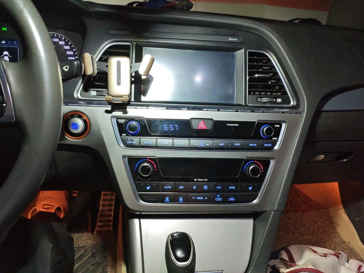Hyundai Sonata 2015 1.6T GLS Smart Model — миниатюра 13