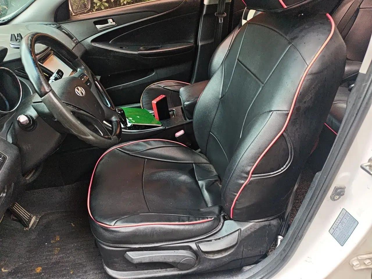 Hyundai Sonata 2011 2.0L Automatic Leading Edition — миниатюра 15
