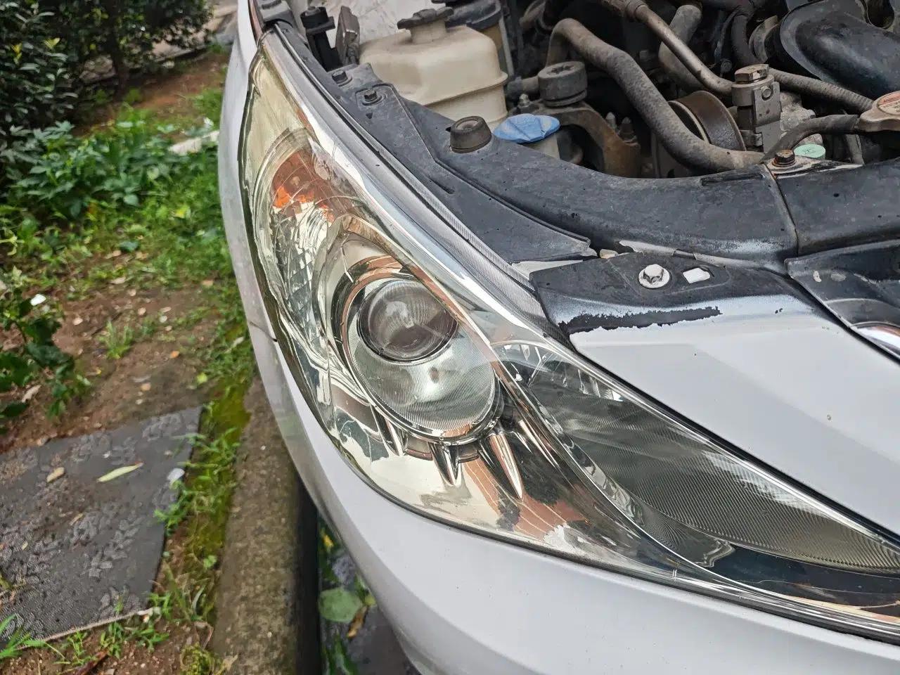 Hyundai Sonata 2011 2.0L Automatic Leading Edition — миниатюра 7