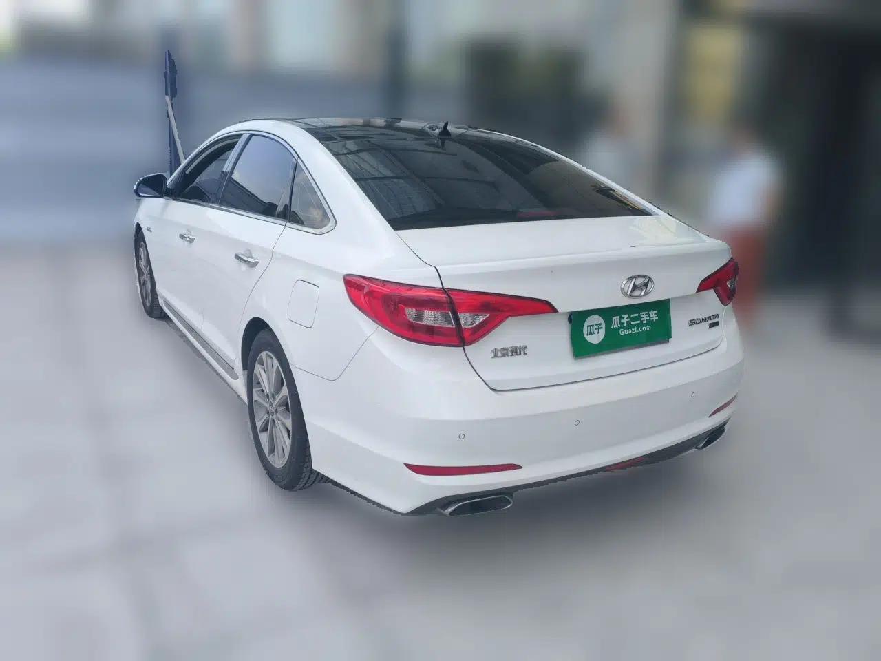 Hyundai Sonata 2015 1.6T GLS Smart Model — миниатюра 4