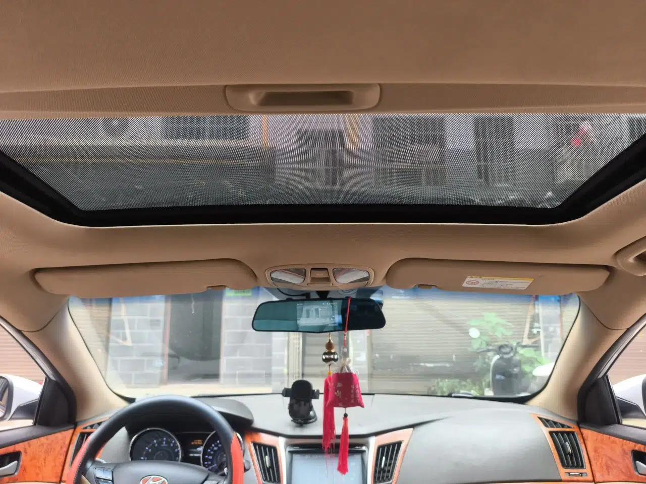 Hyundai Sonata 2011 2.0L Automatic Leading Edition — миниатюра 18