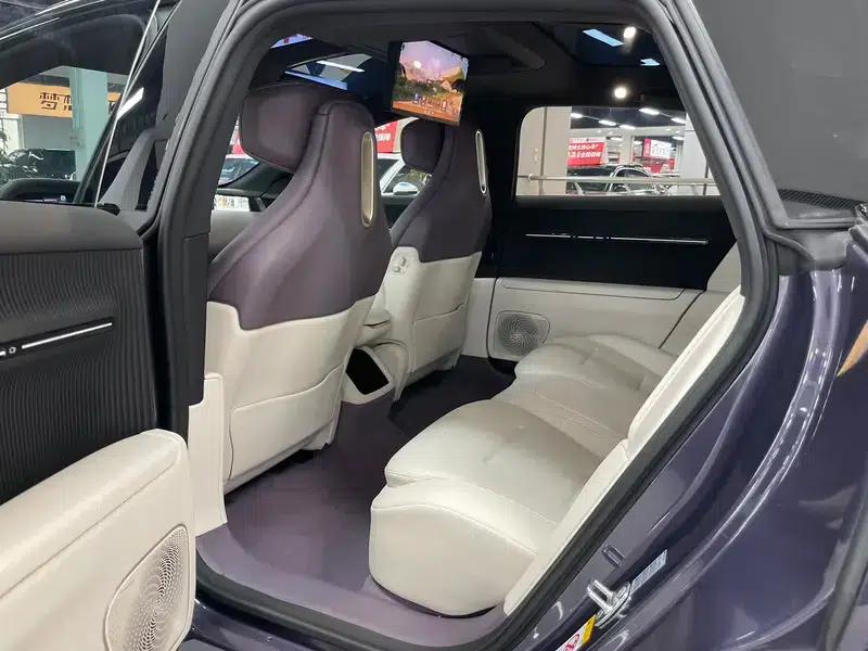 Avita 12 2025 Ultra Rear-Wheel Drive Extended Range — миниатюра 16