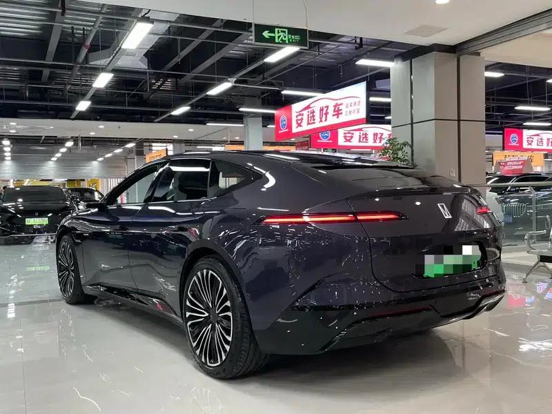 Avita 12 2025 Ultra Rear-Wheel Drive Extended Range — миниатюра 4