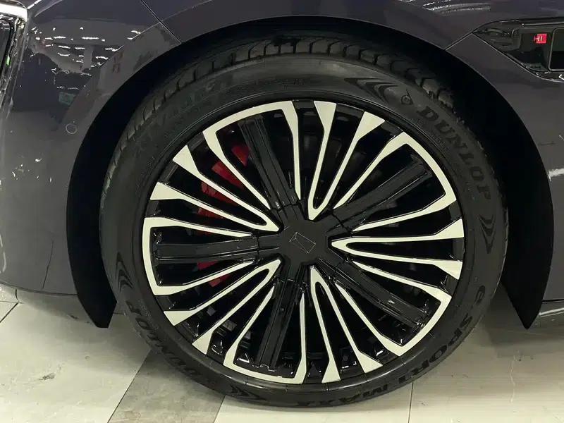 Avita 12 2025 Ultra Rear-Wheel Drive Extended Range — миниатюра 10