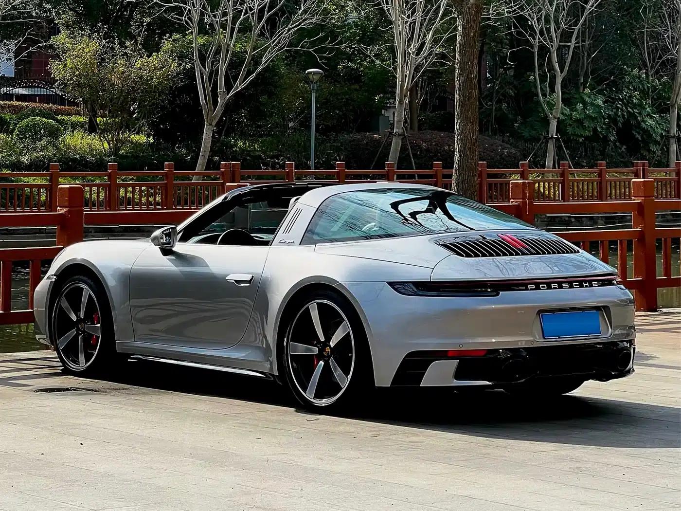 2022 Porsche 911 Targa 4S 3.0T — миниатюра 6