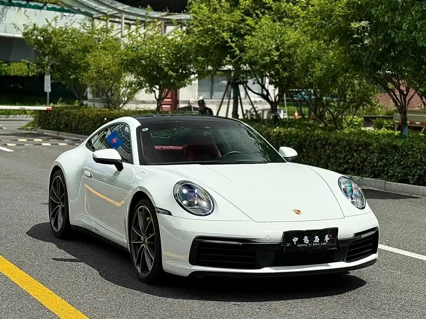 2022 Porsche 911 Carrera 3.0T — миниатюра 3