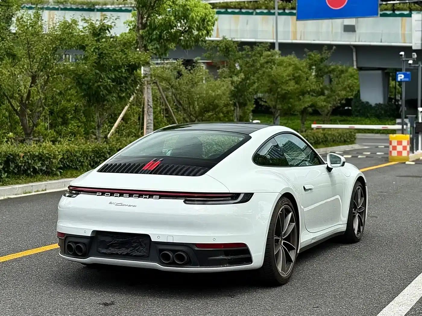 2022 Porsche 911 Carrera 3.0T — миниатюра 5