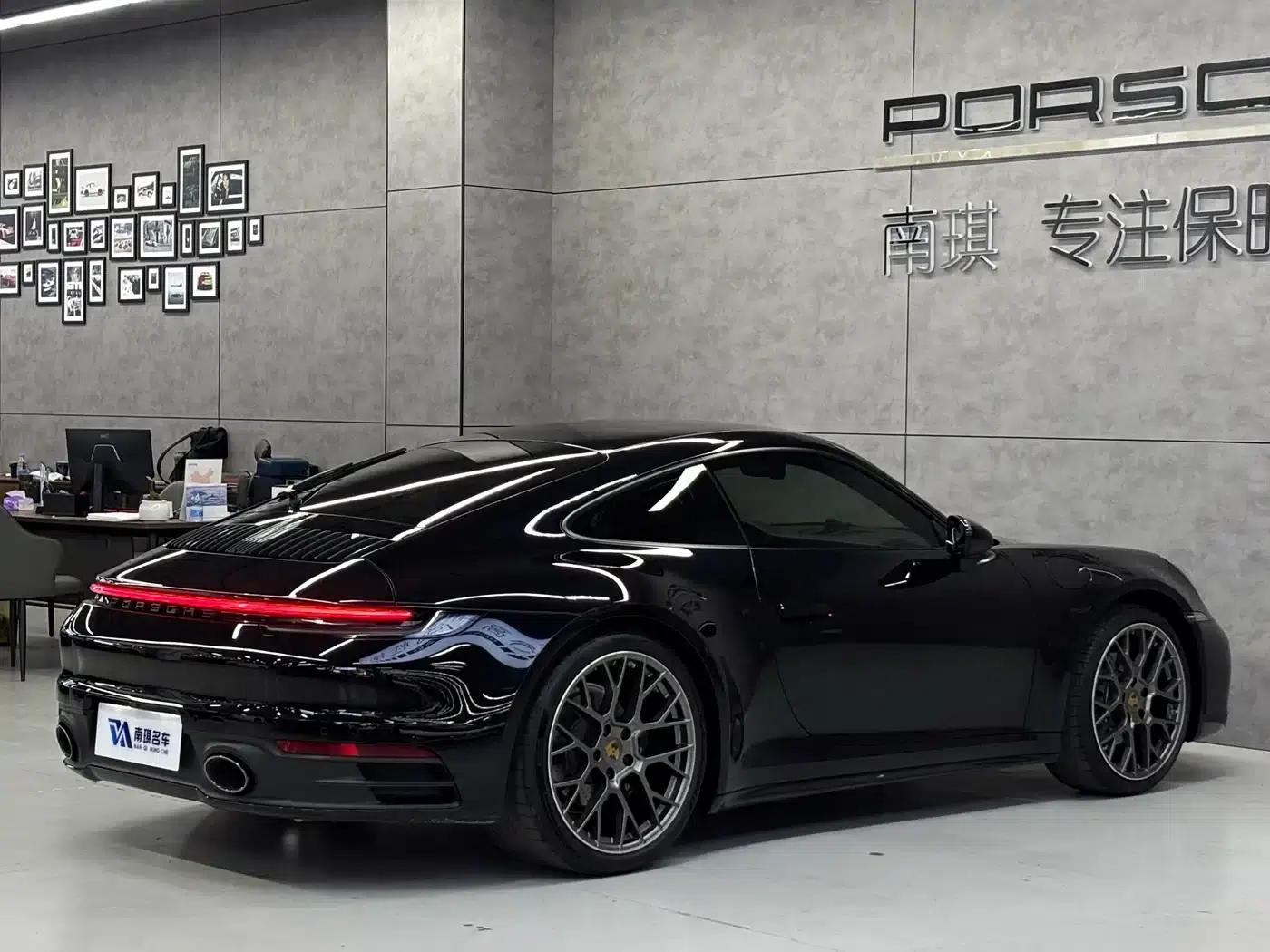 Porsche 911 2020 Carrera 3.0T — миниатюра 5
