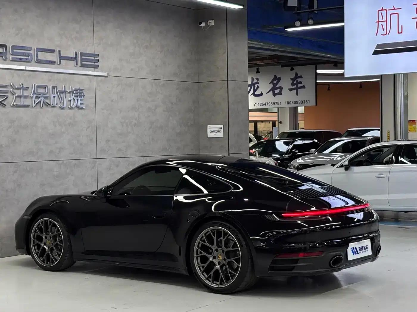 Porsche 911 2020 Carrera 3.0T — миниатюра 6