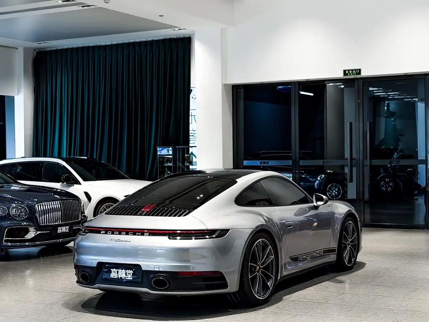 Porsche 911 2020 Carrera 3.0T — миниатюра 4