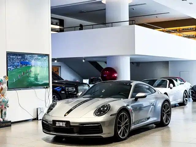 Porsche 911 2020 Carrera 3.0T