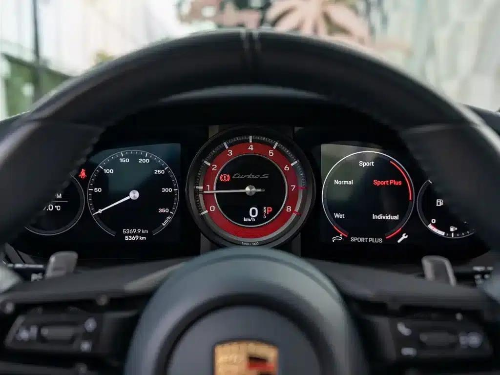 2023 Porsche 911 Turbo S 3.7T — миниатюра 13