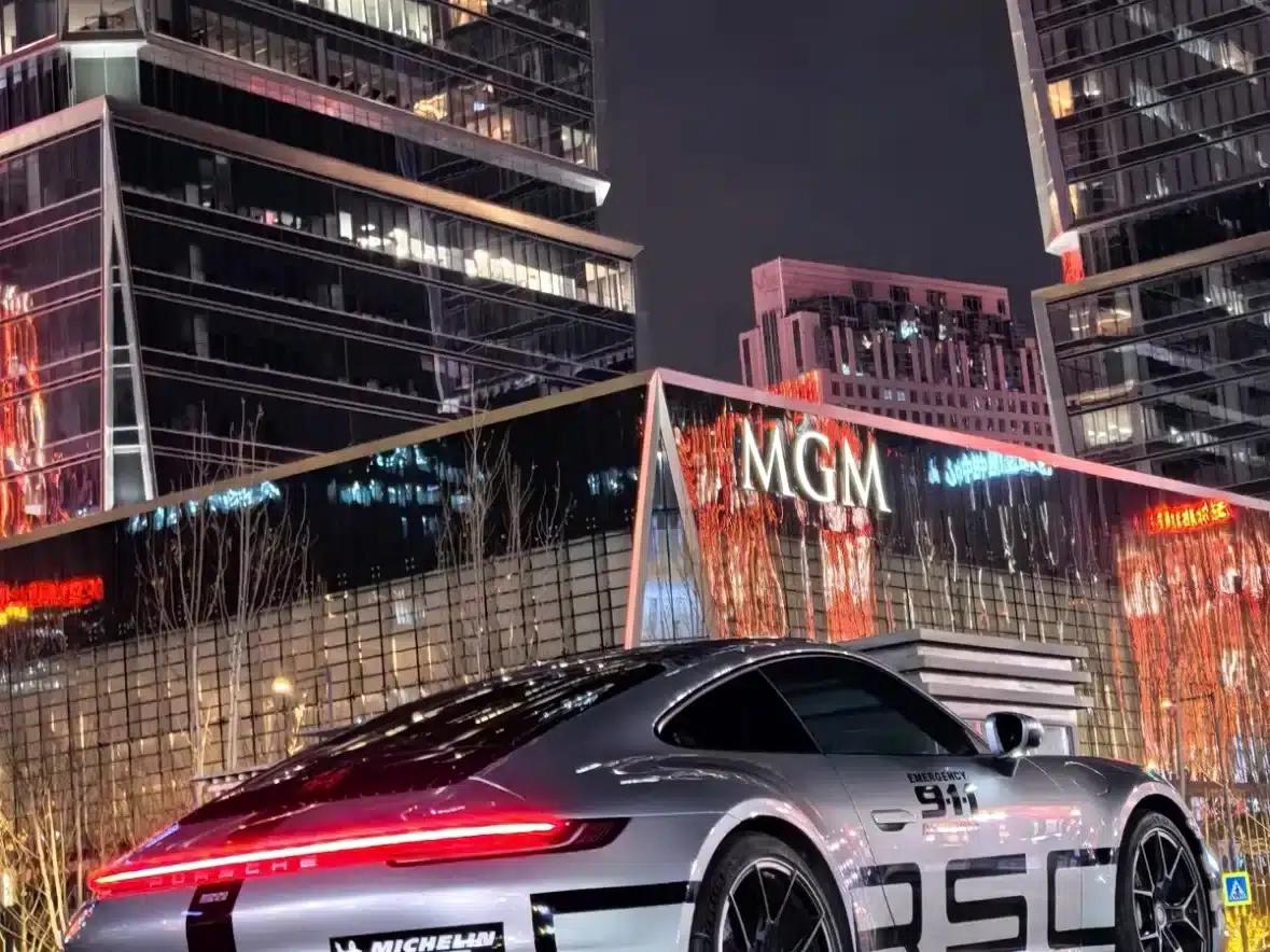 2023 Porsche 911 Carrera 3.0T — миниатюра 5
