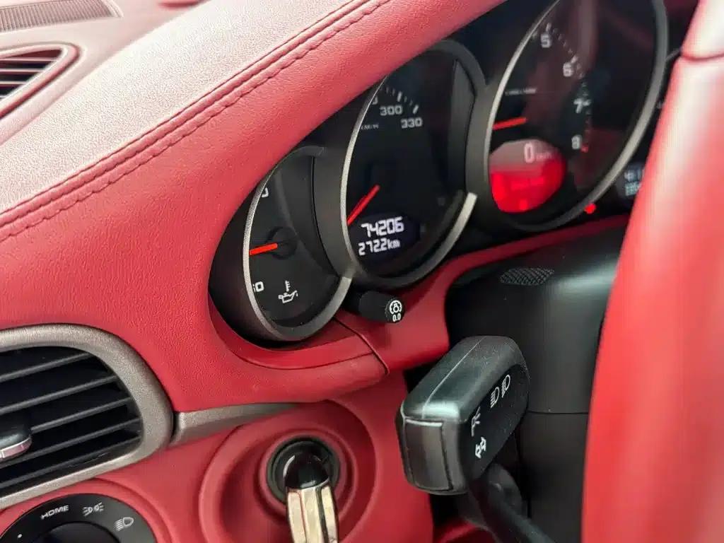 2010 Porsche 911 Carrera 4 3.6L — миниатюра 14