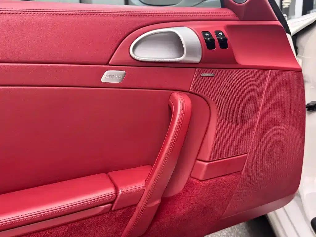 2010 Porsche 911 Carrera 4 3.6L — миниатюра 16