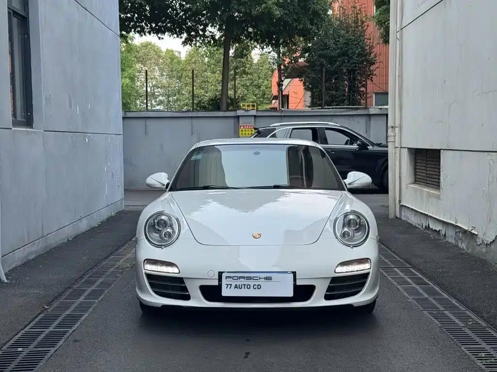 2010 Porsche 911 Carrera 4 3.6L — миниатюра 3