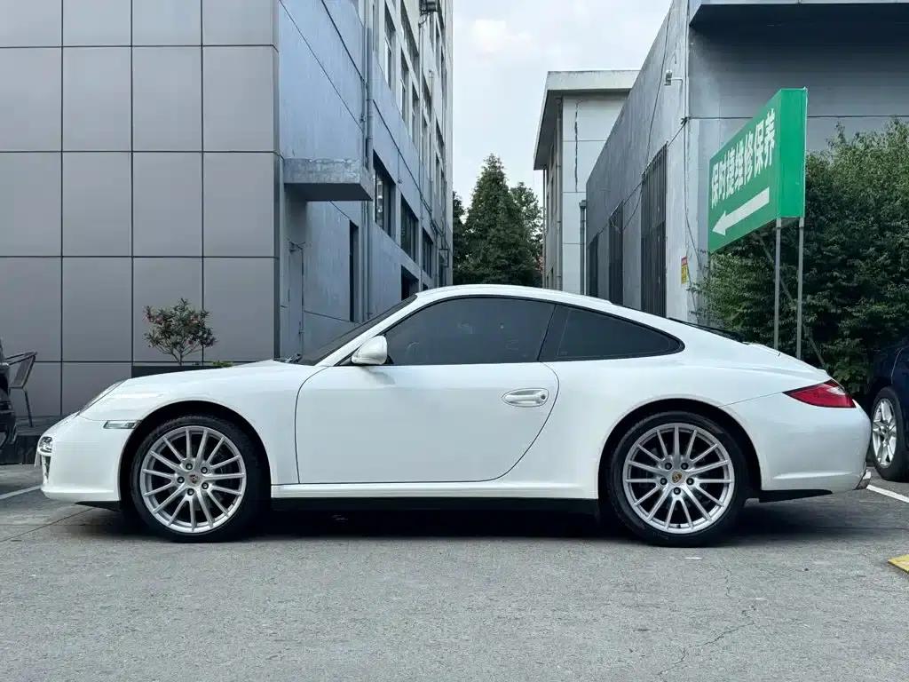 2010 Porsche 911 Carrera 4 3.6L — миниатюра 10