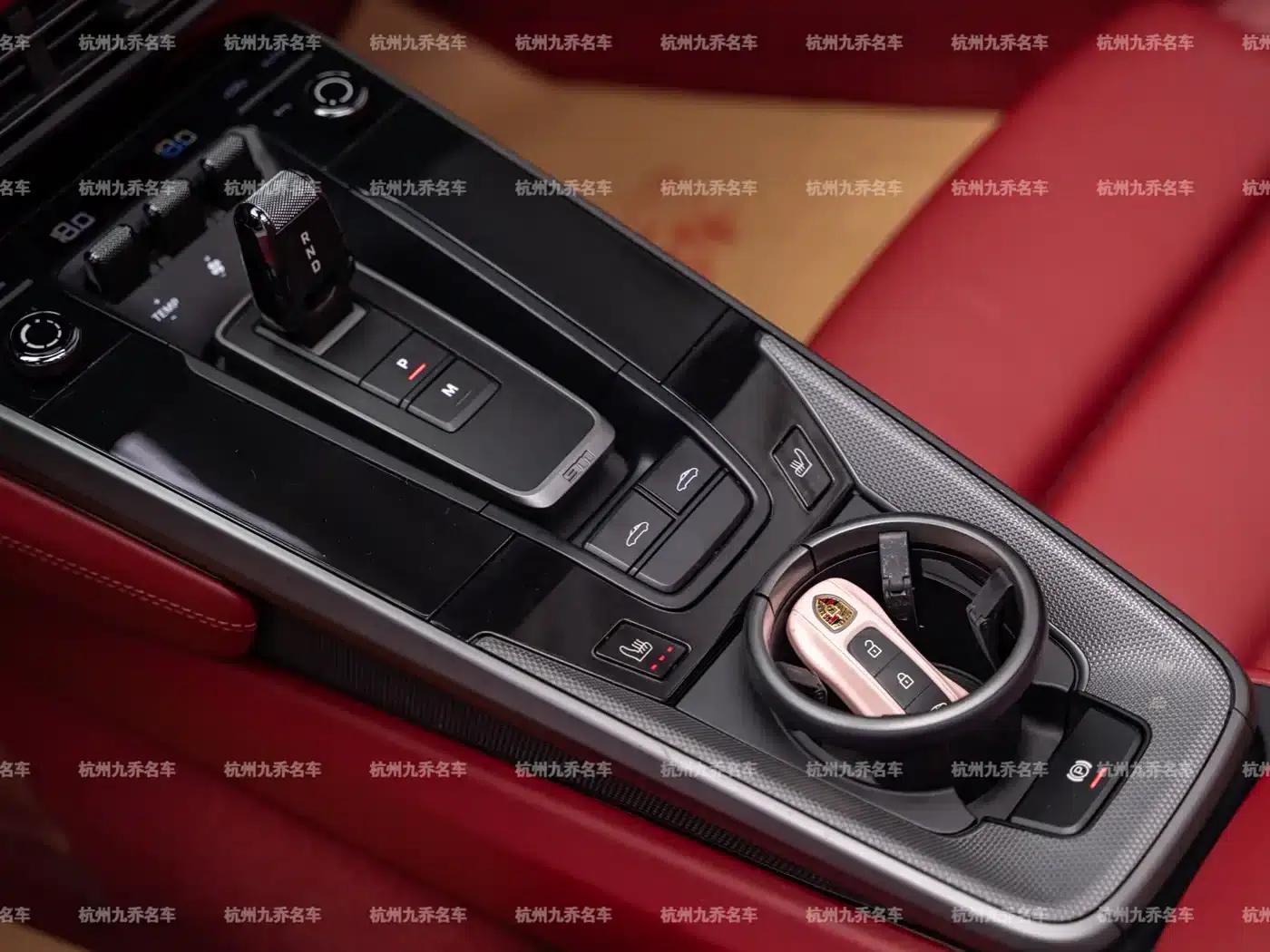 2023 Porsche 911 Targa 4 3.0T — миниатюра 16