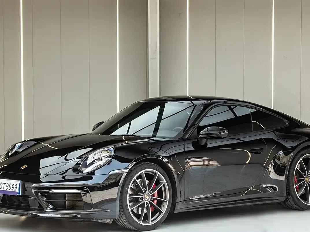 Porsche 911 2019 Carrera 4S 3.0T — миниатюра 1