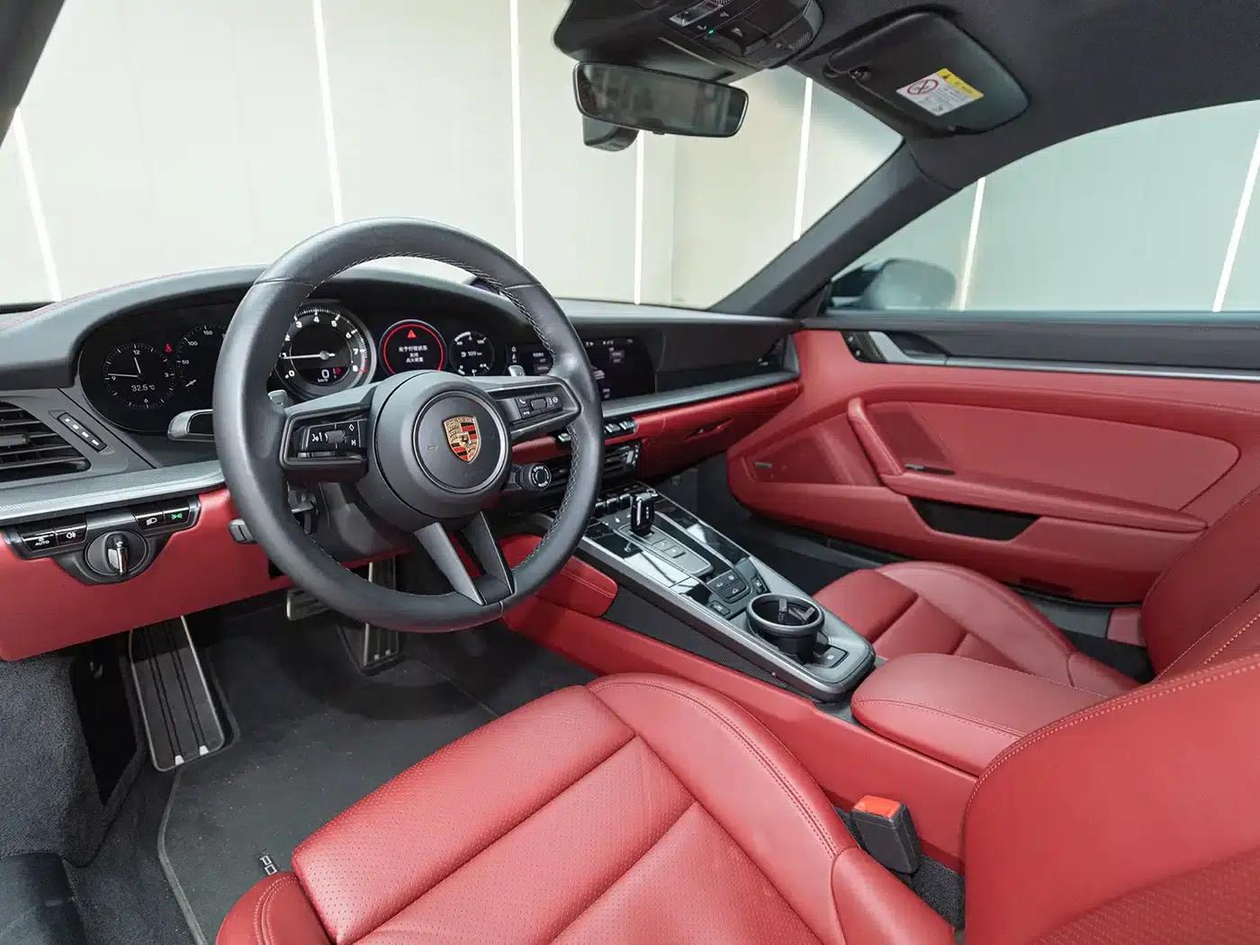 Porsche 911 2019 Carrera 4S 3.0T — миниатюра 17