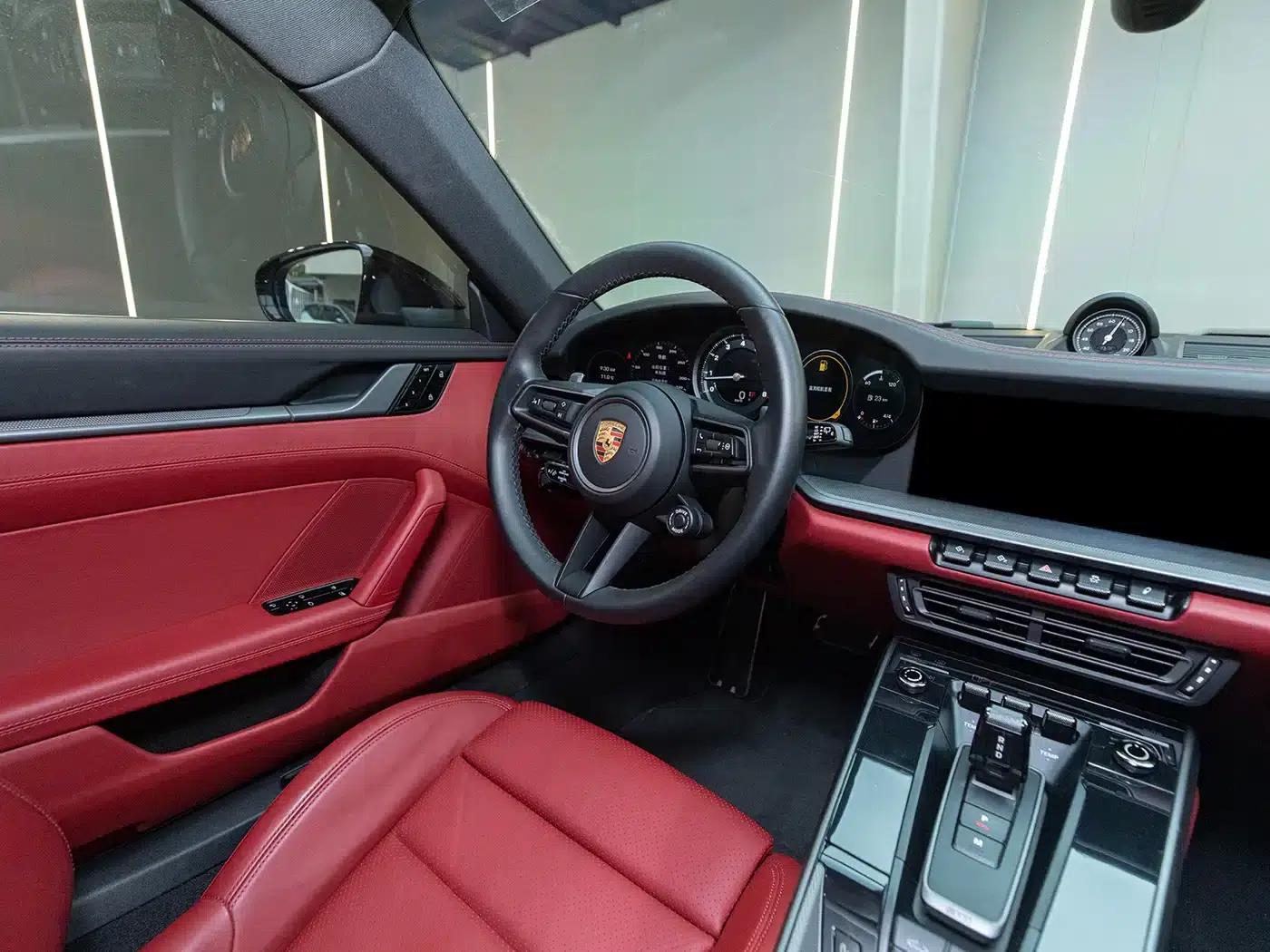 Porsche 911 2019 Carrera 4S 3.0T — миниатюра 4