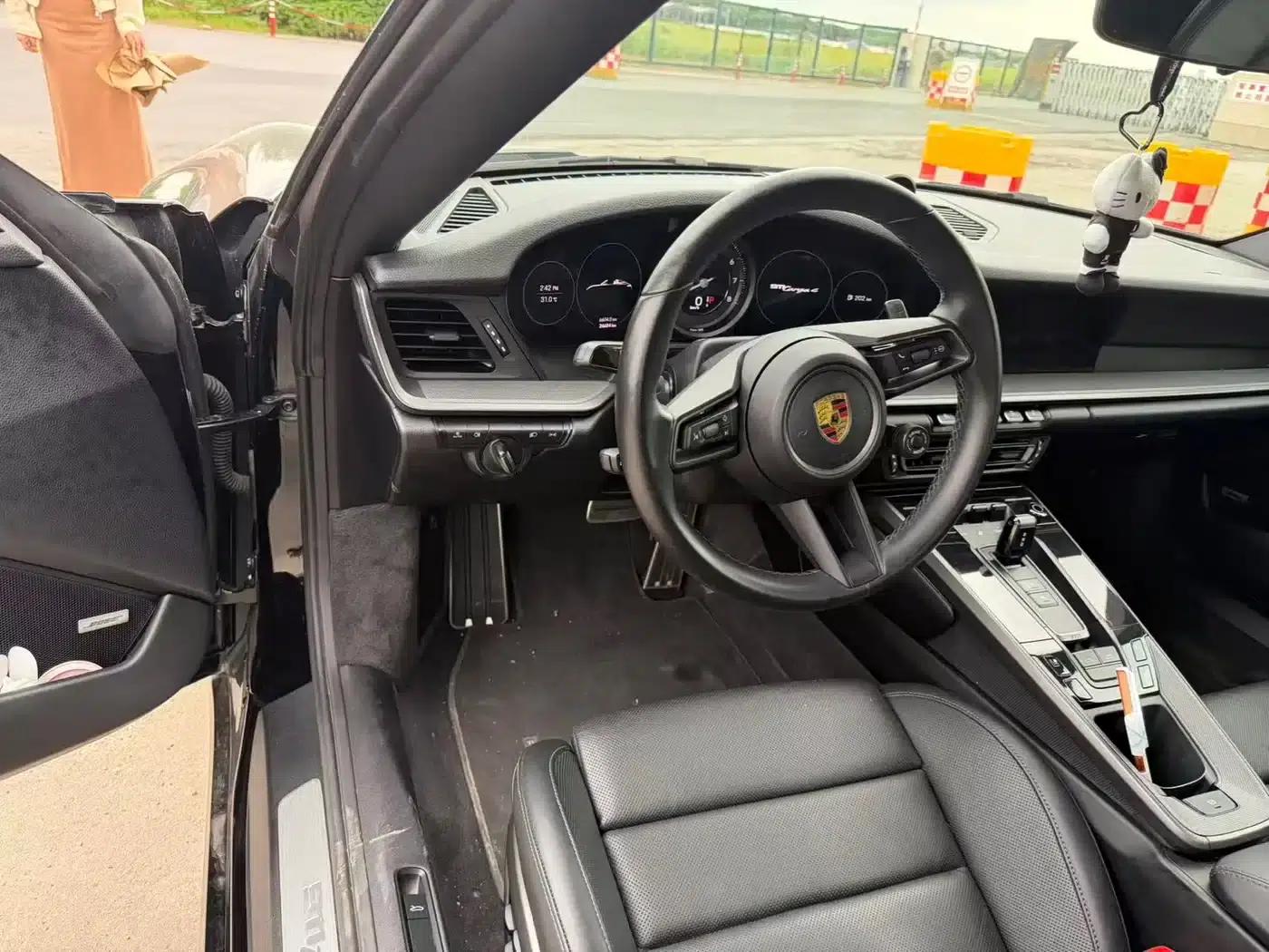 2023 Porsche 911 Targa 4 3.0T — миниатюра 3