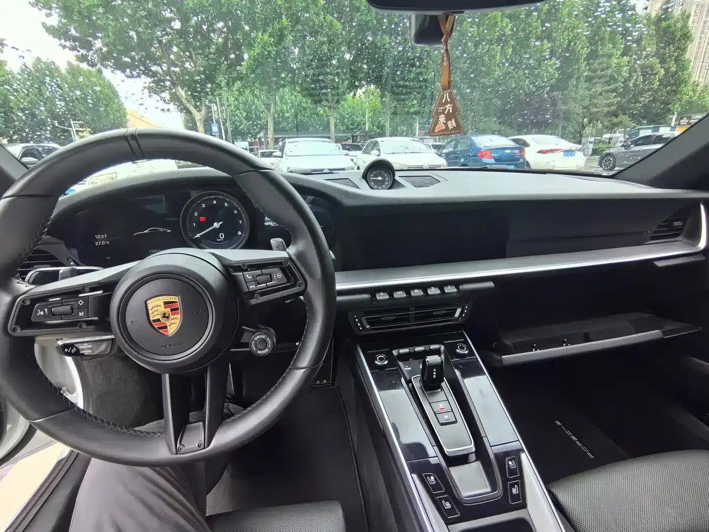 2022 Porsche 911 Carrera 3.0T — миниатюра 7