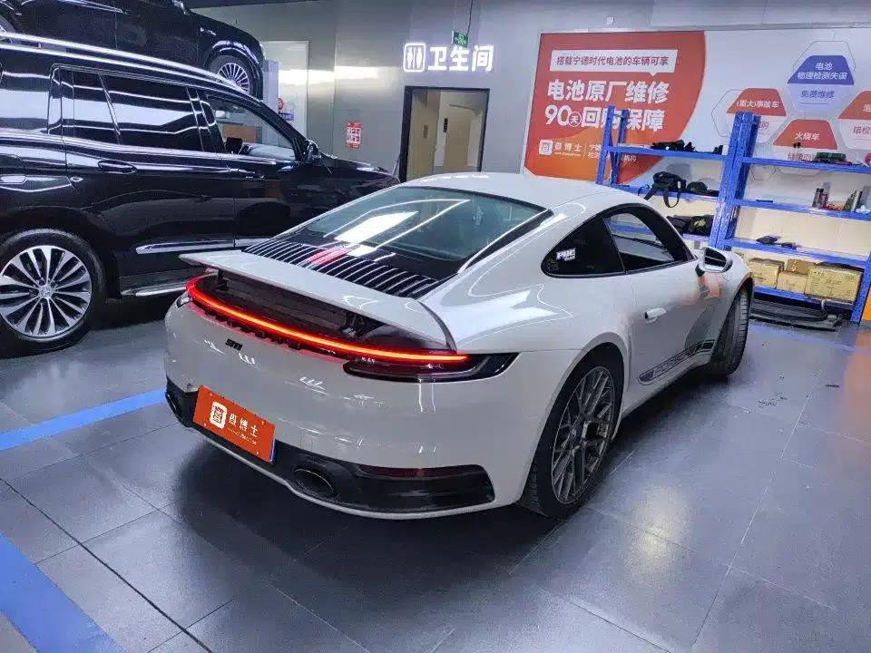 2022 Porsche 911 Carrera 3.0T — миниатюра 10