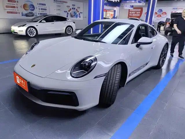 2022 Porsche 911 Carrera 3.0T