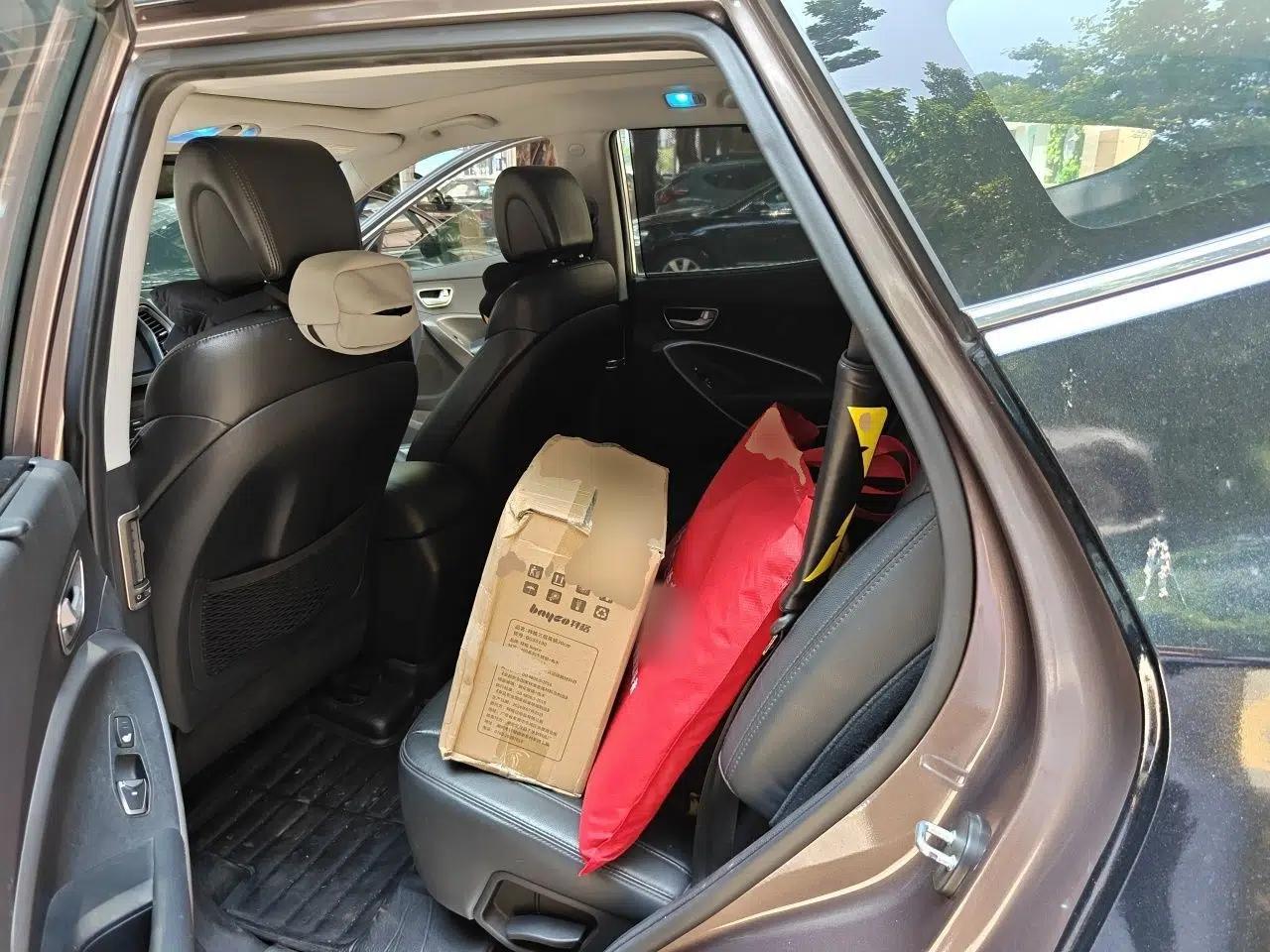 Hyundai Santa Fe 2013 Revised Version 2.0T Automatic All-Wheel Drive Top-Tier Trim — миниатюра 17