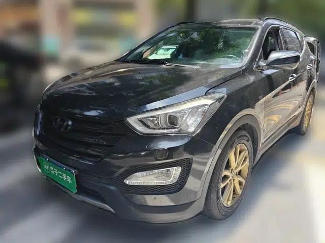 Hyundai Santa Fe 2013 Revised Version 2.0T Automatic All-Wheel Drive Top-Tier Trim
