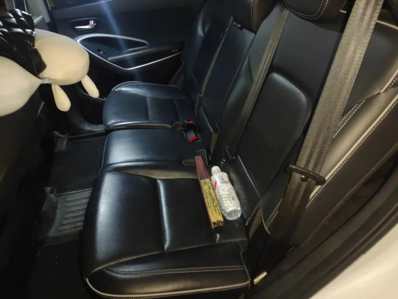 Hyundai Santa Fe 2017 2.4L Automatic Two-Wheel Drive Smart Version 5 Seats — миниатюра 17