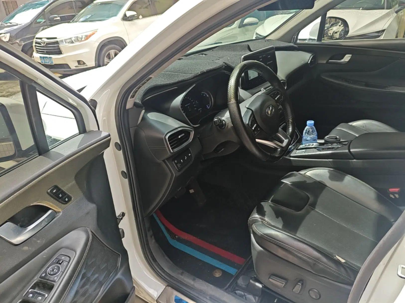 Hyundai Santa Fe 2019 380 TGDi DLX Automatic Two-Wheel Drive Prestige Plus Version China VI Standard — миниатюра 23