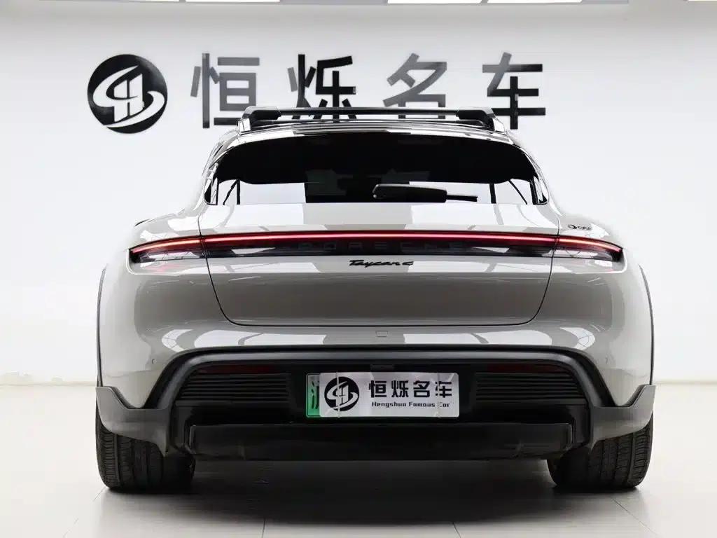 Taycan 2022 Taycan 4 Cross Turismo — миниатюра 25
