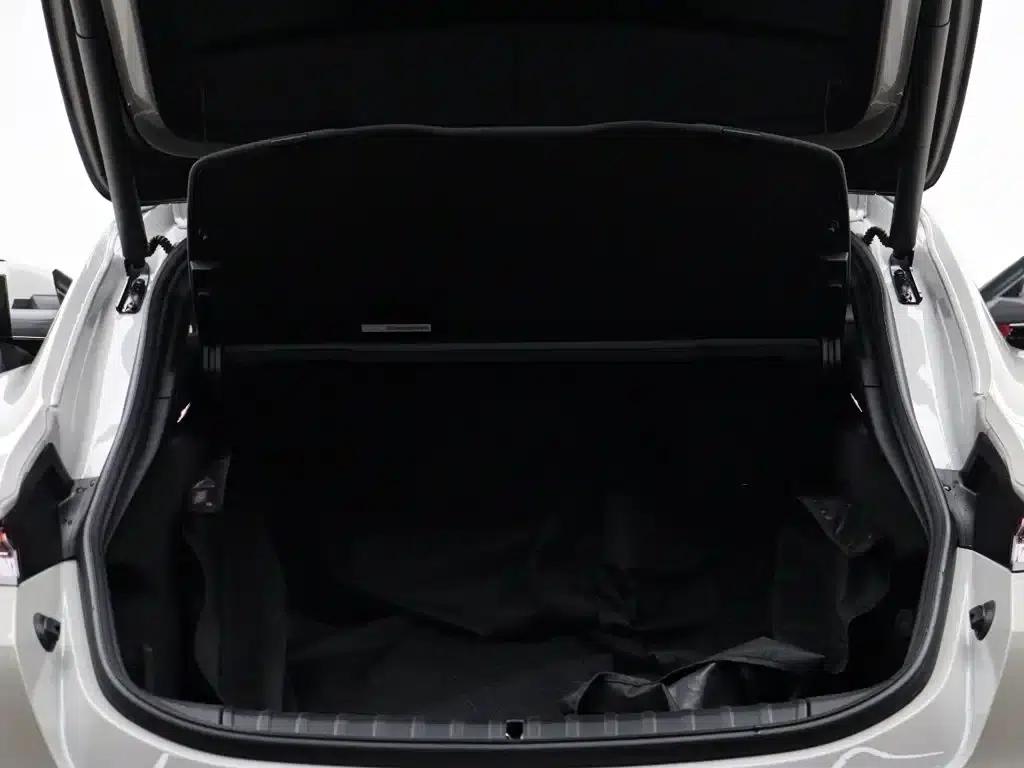 Taycan 2022 Taycan 4 Cross Turismo — миниатюра 9