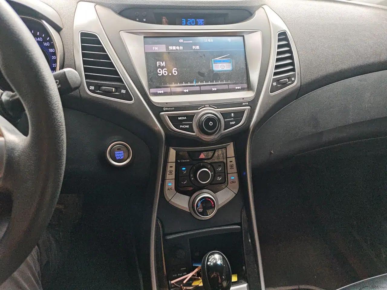 Hyundai Elantra (5th Generation / Langdong) 2016 1.6L Automatic Prestige Model — миниатюра 10