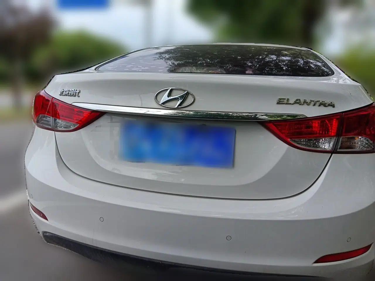 Hyundai Elantra (5th Generation / Langdong) 2015 1.6L Automatic Fashion Model — миниатюра 3