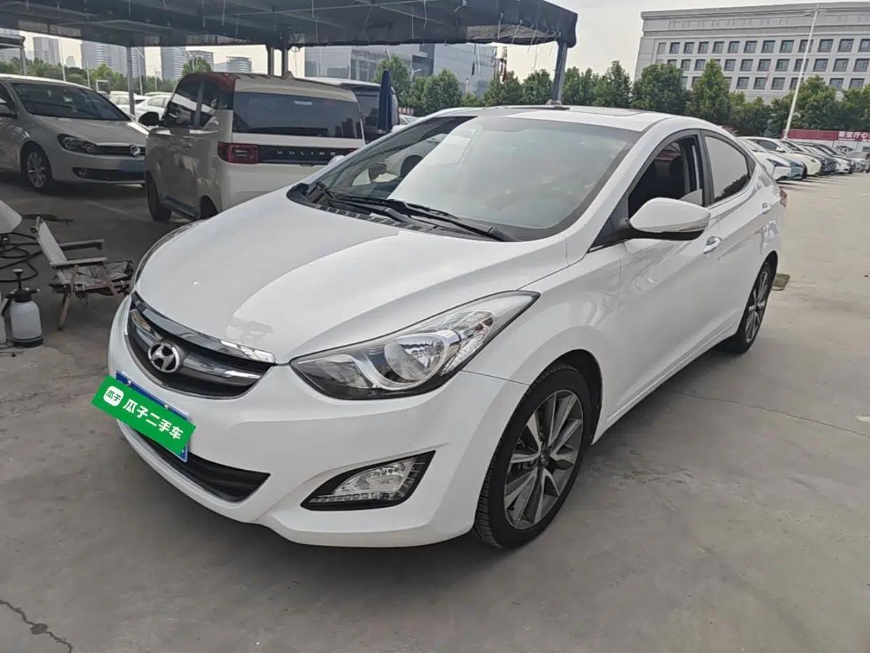 Hyundai Elantra (5th Generation / Langdong) 2015 1.6L Automatic Leading Model — миниатюра 1