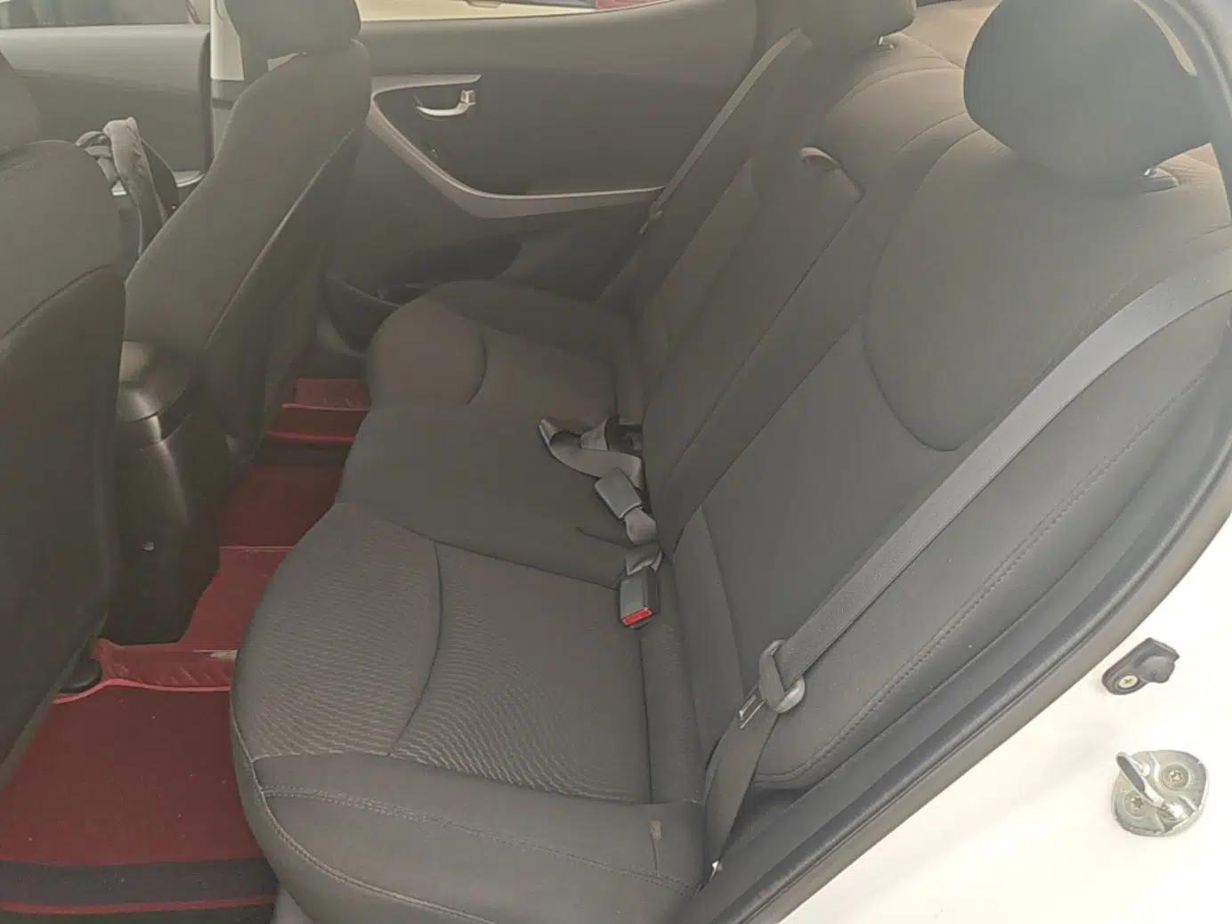 Hyundai Elantra (5th Generation / Langdong) 2015 1.6L Automatic Leading Model — миниатюра 20