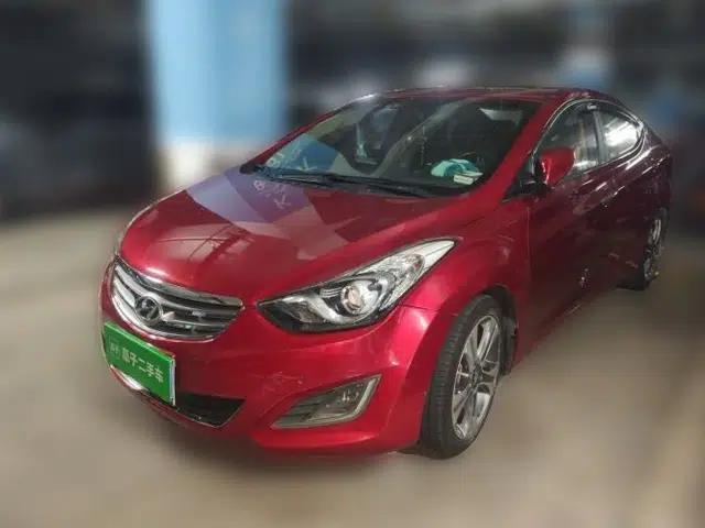 Hyundai Elantra (5th Generation / Langdong) 2012 1.8L Manual Luxury Version