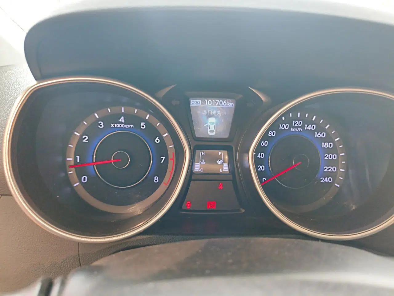 Hyundai Elantra (5th Generation / Langdong) 2012 1.6L Manual Leading Model — миниатюра 11