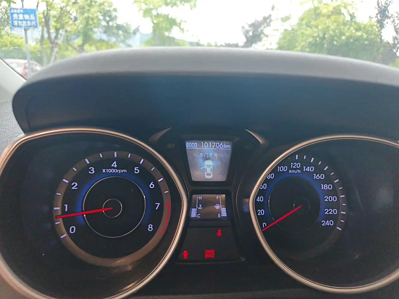 Hyundai Elantra (5th Generation / Langdong) 2012 1.6L Manual Leading Model — миниатюра 12