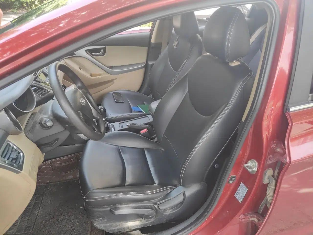 Hyundai Elantra (5th Generation / Langdong) 2012 1.6L Manual Leading Model — миниатюра 15