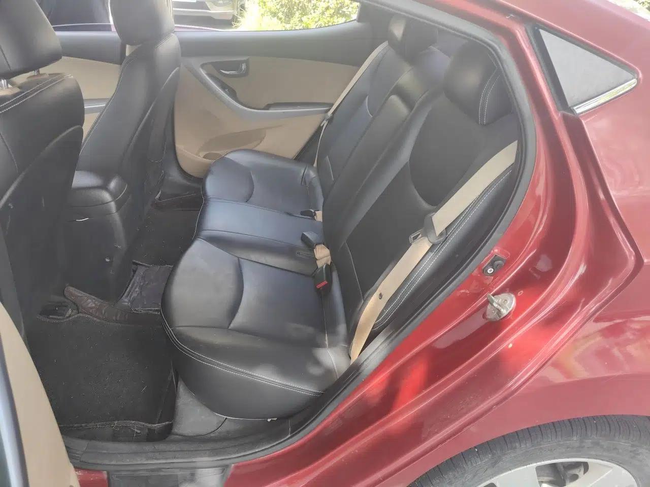 Hyundai Elantra (5th Generation / Langdong) 2012 1.6L Manual Leading Model — миниатюра 17