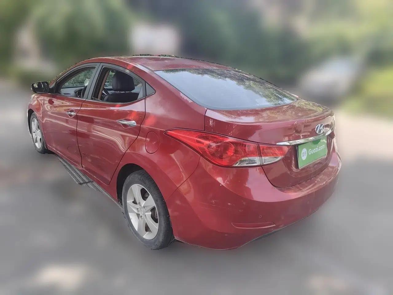 Hyundai Elantra (5th Generation / Langdong) 2012 1.6L Manual Leading Model — миниатюра 4