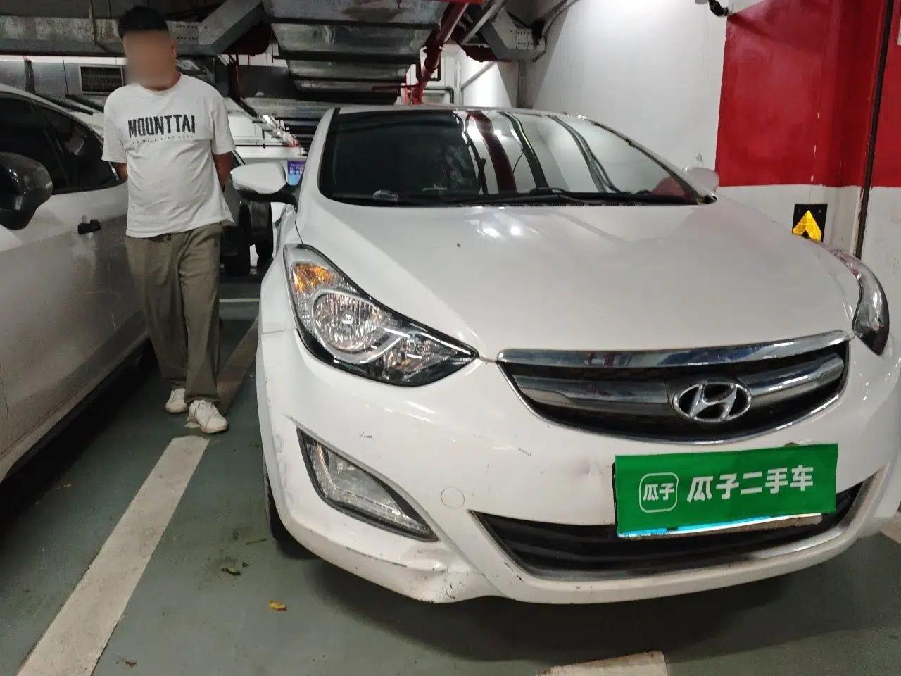 Hyundai Elantra (5th Generation / Langdong) 2015 1.6L Automatic Luxury Model — миниатюра 7